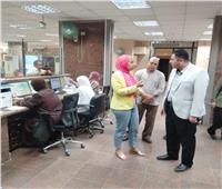 نائب محافظ القاهرة يتفقد المركز التكنولوجي بمجمع اﻷحياء لخدمة المواطنين