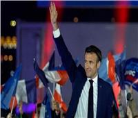 رئيس فرنسا يلوح بخطر "التشدد" السياسي خلال الانتخابات التشريعية 