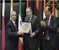 الأكاديمية العربية للعلوم والتكنولوجيا تكرم «الوكيل»