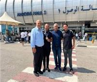 الرماية ووفد من وزارة الشباب والرياضة يستقبل بطل الرماية عزمي محيلبة بمطار القاهرة الدولي. 