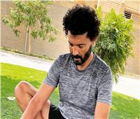 خالد النبوي ينشر صوره وهو يؤدي بعض التمارين الرياضية