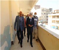 محافظ المنيا يتابع انتظام سير امتحانات الثانوية العامة بعدد من اللجان بمركز أبوقرقاص