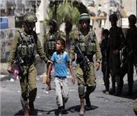 اسرائيل تعتقل 11 فلسطينيا في الضفة وتفجر أبواب المنازل