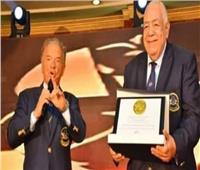 وزارة الشباب والرياضة :  حصول " فهيم "  على أفضل إداري في العالم للمرة  11 وساما وفخرا  للرياضة المصرية