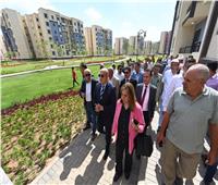 وزيرالإسكان يلتقي سكان وحدات المبادرة الرئاسية "سكن لكل المصريين" لمنخفضى الدخل 