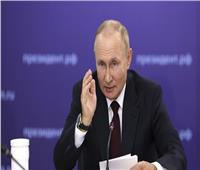 بوتين يدعو مجلس الأمن الروسي لحماية القيم الوطنية