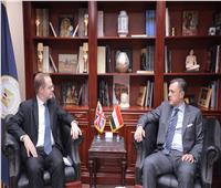 وزير السياحة والآثار يبحث سبل تعزيز التعاون مع سفير المملكة المتحدة بالقاهرة 
