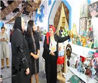 مايا مرسي  تزور معرض تراثنا للحرف اليدوية والتراثية 