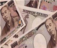 الين الياباني يواصل هبوطه أمام الدولار الأمريكي