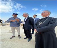 - رئيس وزراء الفاتيكان يزور منطقة أهرامات الجيزة 
