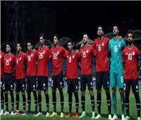 منتخب مصر بالأحمر و بلجيكا بالأبيض 