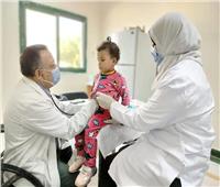 «صحة المنيا» تقدم الخدمات الطبية لـ 1894 حالة بقرية جبل الطير