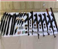 الأمن العام يلاحق «مطاريد ساحل سليم».. ضبط 19 متهما بـ22 قطعة سلاح