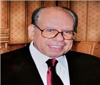 رئيس جامعة القاهرة ينعي رئيس مجمع اللغة العربية 