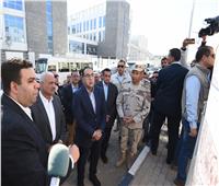 رئيس الوزراء يتفقد مساكن مدينة ٢٤ أكتوبر بحي فيصل بالسويس بعد تطويرها
