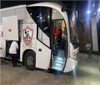 حافلة الزمالك تصل ستاد القاهرة استعدادا لمواجهة البنك الأهلي 