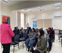 محافظة القاهرة: ورش لتدريب السيدات على الحرف التراثية واليدوية بالأسمرات 