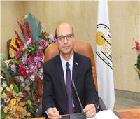 رئيس جامعة أسيوط يصدرعدداً من القرارات الجديدة بمختلف الجامعة