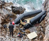 مقتل 3 وفقد 12 آخرين إثر غرق قارب مهاجرين قبالة سواحل اليونان