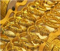 ارتفاع أسعار الذهب عالميًا.. واستقرارها محليًا في مستهل تعاملات الخميس