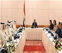 رئيس الوزراء يستعرض الفرص الإستثمارية مع غرفة ورابطة رجال الأعمال القطريين
