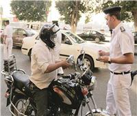 تحرير 564 مخالفات لقائدي الدراجات النارية لعدم ارتداء الخوذة