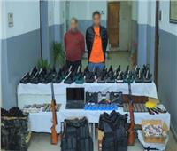 سقوط المتهمين بالاتجار في الأسلحة النارية بـ49 قطعة سلاح في الشرقية