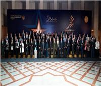 أعضاء مركز الأزهر للفتوى يحصدون جائزة أفضل فريق عمل حكومي في مصر