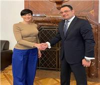  سفير مصر في براج يبحث تعزيز العلاقات البرلمانية بين البلدين