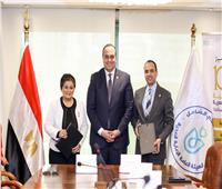 تعاون بين «الرعاية الصحية» و«المصرية لأعضاء الكلية الملكية البريطانية»