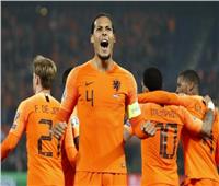 ديباي يقود تشكيل هولندا أمام فرنسا بتصفيات يورو 2024