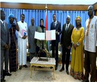التعاون الإسلامي توقع اتفاقاً مع بوركينا فاسو لتنفيذ مشروع تمكين المرأة في أماكن النزوح واللجوء ،