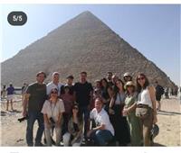 مدرب منتخب مصر ينشر صور خلال جولاته السياحة ويعلق: مصر الآن وطننا 