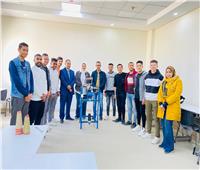 جامعة ٦ أكتوبر التكنولوجية تصنع أول ماكينة غزل ونسيج مُتنقلة بأيدي طلابها 