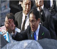تفاصيل جديدة تتكشف عن منفذ الهجوم على رئيس وزراء اليابان بعد تفتيش منزله