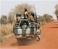 مقتل 33 مزارع علي يد مسلحين ببوركينا فاسو
