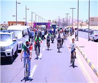 انطلاق ماراثون الدراجات الهوائية والجري للمشاركين بملتقى الرياضة والتنمية للدول العربية