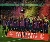برشلونة يحتفل بلقب الليجا وسط جماهيره بعد الخسارة أمام ريال سوسيداد