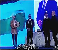  الرئيس الفلسطيني يكرم منظمة العمل الدولية