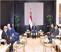 الرئيس السيسي يجتمع في شرم الشيخ مع رئيس مفوضية الاتحاد الإفريقي