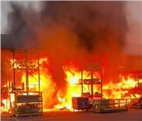 حريق هائل بمنشأة تصنيع في كليفلاند بولاية نورث كارولينا