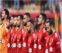 أحمد حسن يحفز لاعبي الأهلي قبل موقعة الوداد 