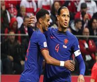 «جاكبو وفان دايك» في تشكيل هولندا أمام كرواتيا في نصف نهائي دوري الأمم الأوروبية
