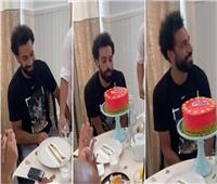 محمد صلاح ينشر صورًا جديدة من الاحتفالات بعيد ميلاده