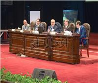 مجلس جامعة القاهرة  يهنىء الرئيس السيسي  بعيد الأضحى المبارك وثورة 30 يونيو