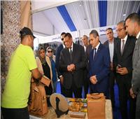 إفتتاح معرض “صنع في الغربية” للمنتجات اليدوية بحضور وزير التنمية المحلية