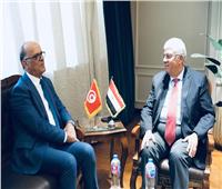 وزير التعليم العالي يبحث  مع السفير التونسي بالقاهرة سبل التعاون المُشترك