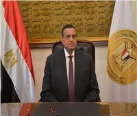 وزير التنمية المحلية يتابع مع محافظ القاهرة حادث انهيار عقار حدائق القبة 