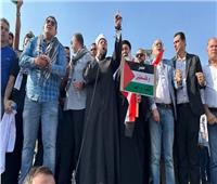 الشيخ أسامة الأزهري يقود المتظاهرين بالمنصة لدعم أهل غزة