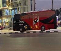 حافلة الأهلي تصل استاد المقاولون العرب